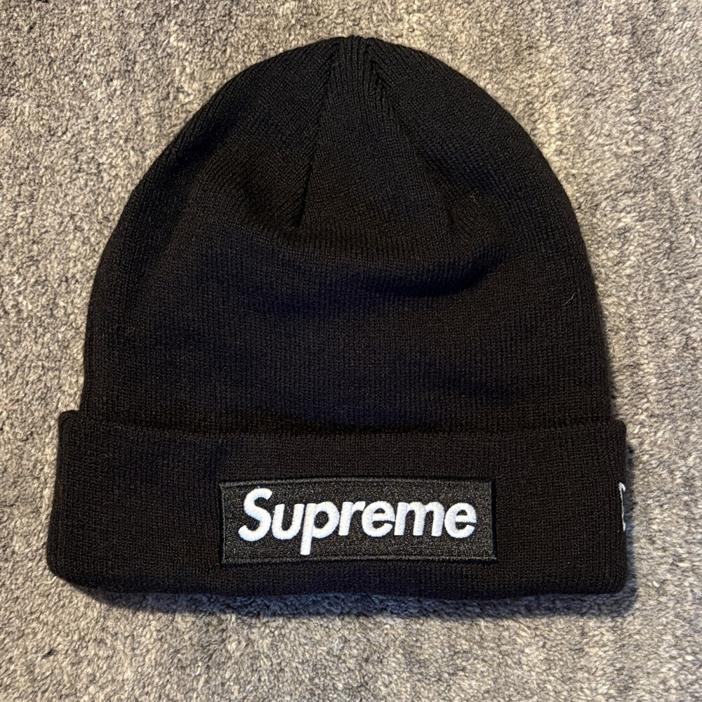 Supreme New Era Beanie